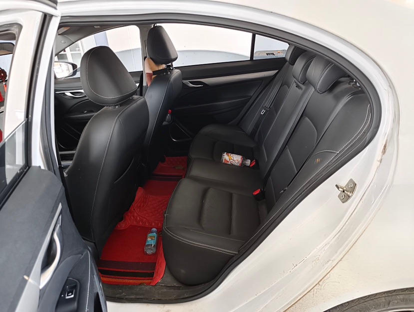 GEELY Emgrand 2020 #4 GEELY Emgrand 2020 car image #4