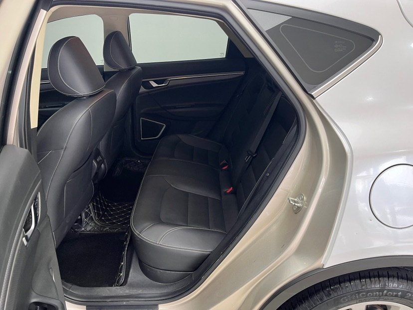 GEELY Emgrand GS 2018 car image #5