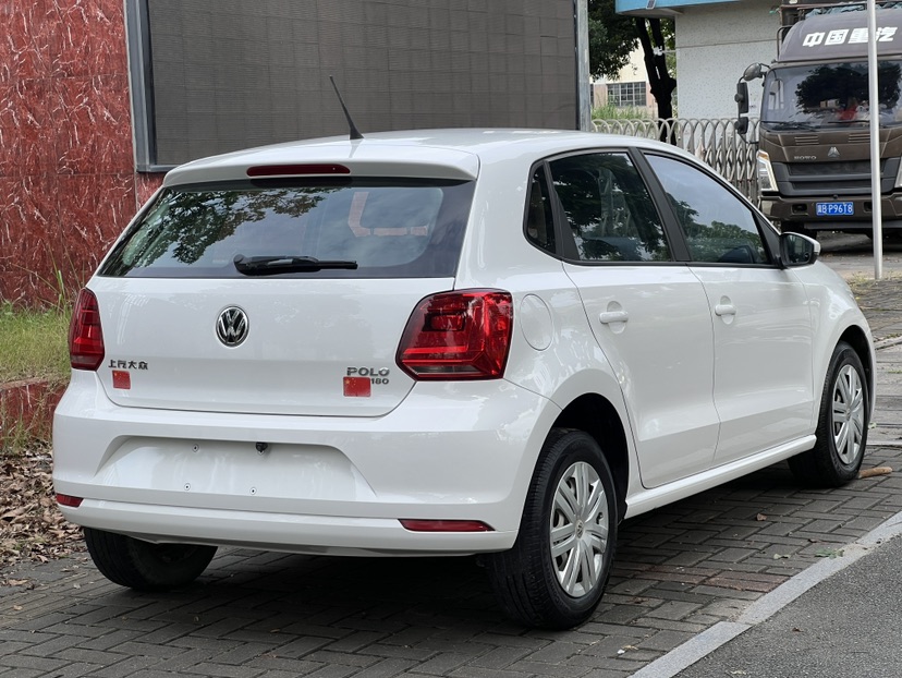 Volkswagen Polo 2019 #4 Volkswagen Polo 2019 car image #4
