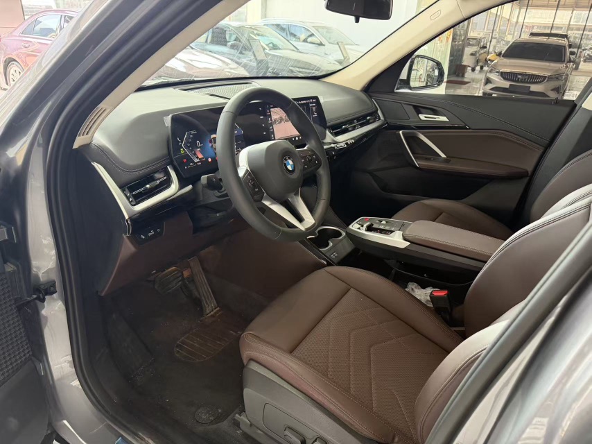 BMW X1 2024 #6 BMW X1 2024 car image #6