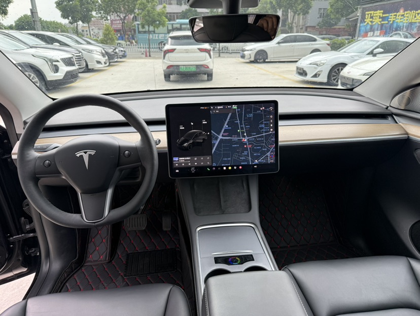 Tesla Model Y 2021 #8 Tesla Model Y 2021 immagine di auto #8