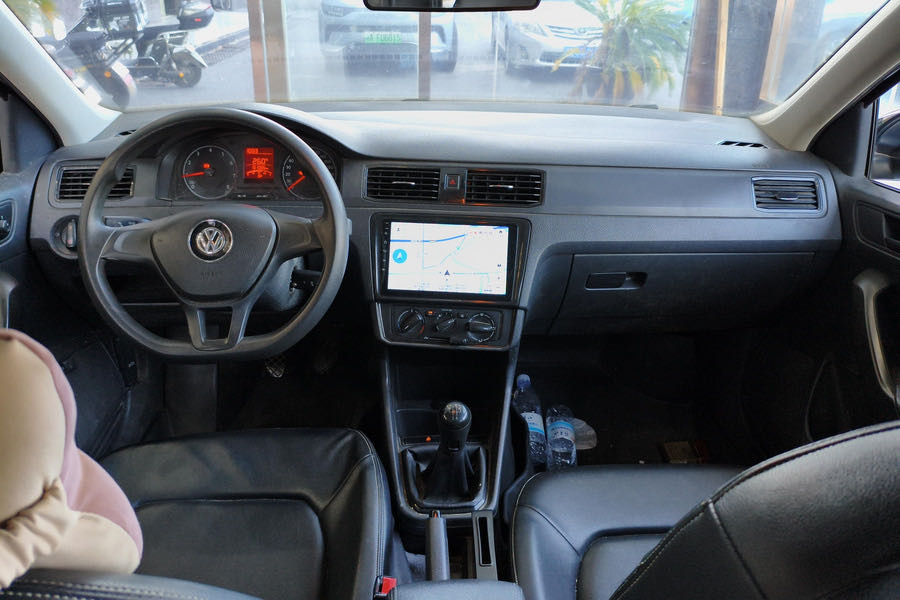 Volkswagen Santana 2019 car image #3