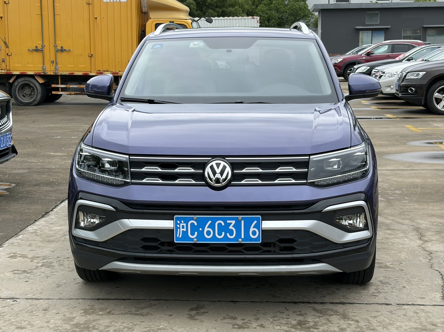Volkswagen T-Cross 2020 car image 