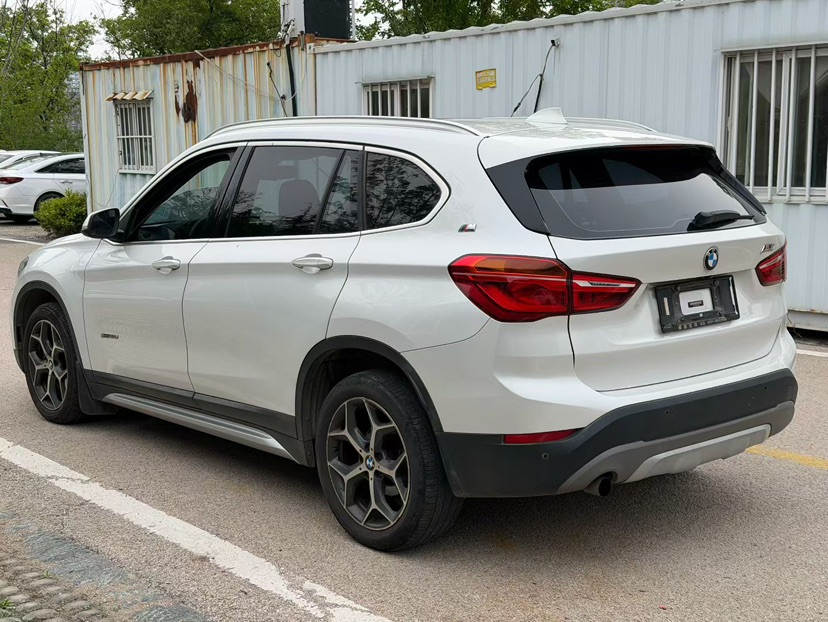 BMW X1 2018 #3 BMW X1 2018 car image #3