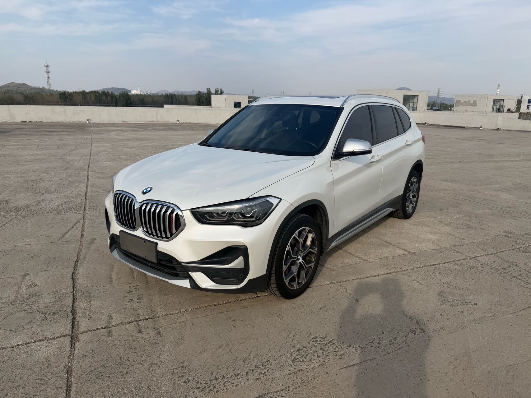BMW X1 2021 BMW X1 2021 car image