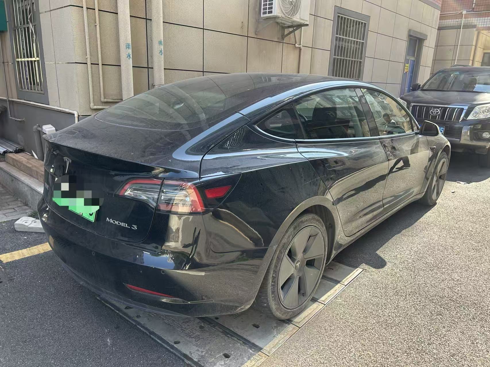 Tesla Model 3 2021 car image #4