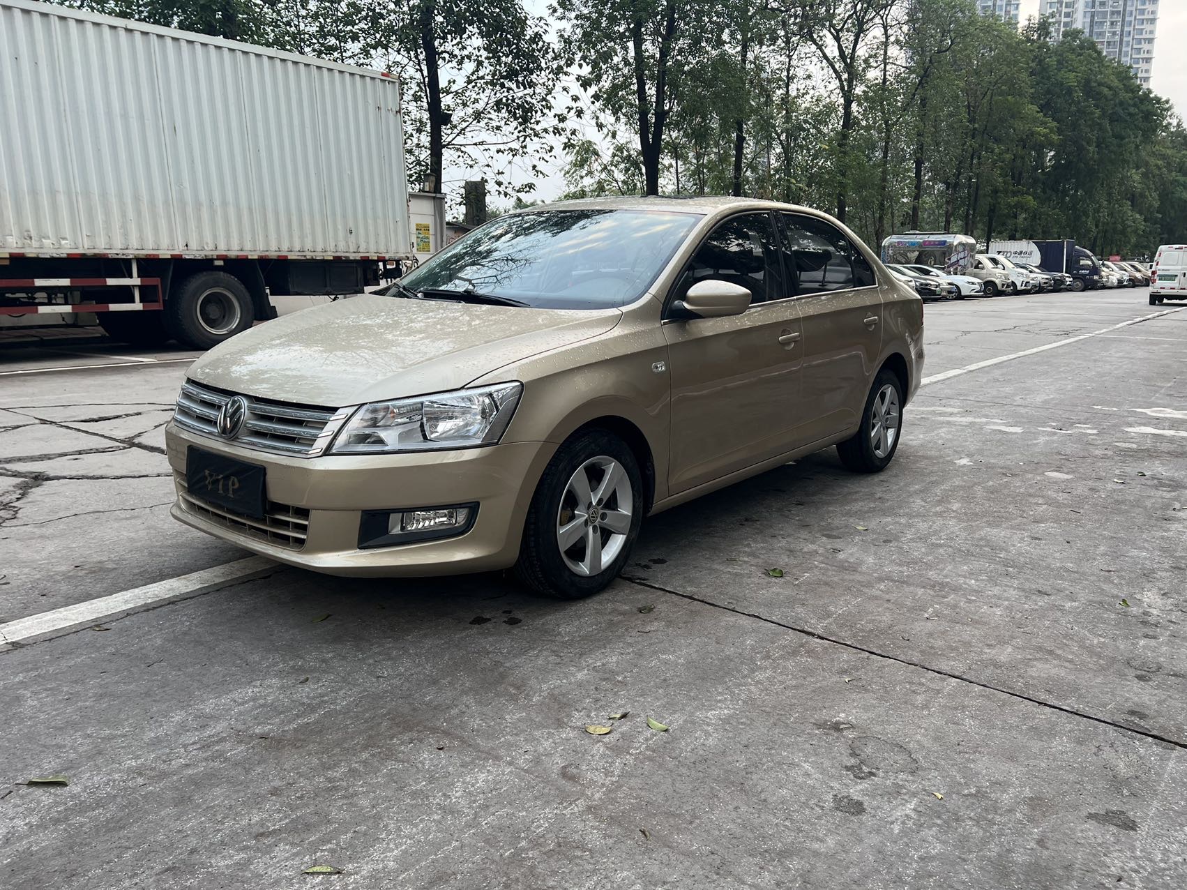 Volkswagen Santana 2015 car image 