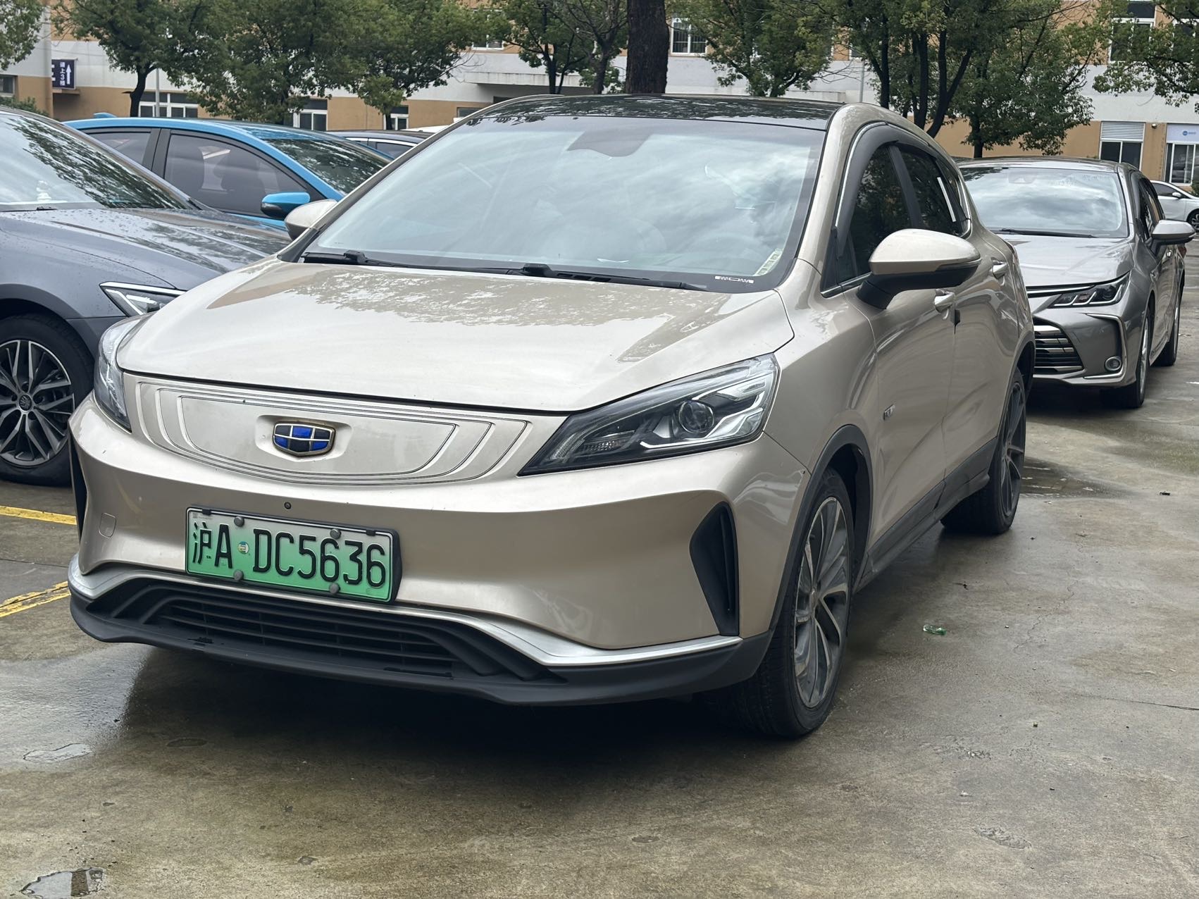 GEELY Emgrand GSe 2019 GEELY Emgrand GSe 2019 car image