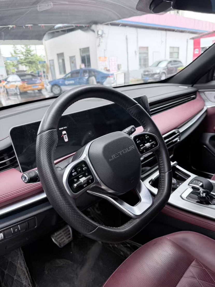 Jetour X70 PLUS 2023 car image #5