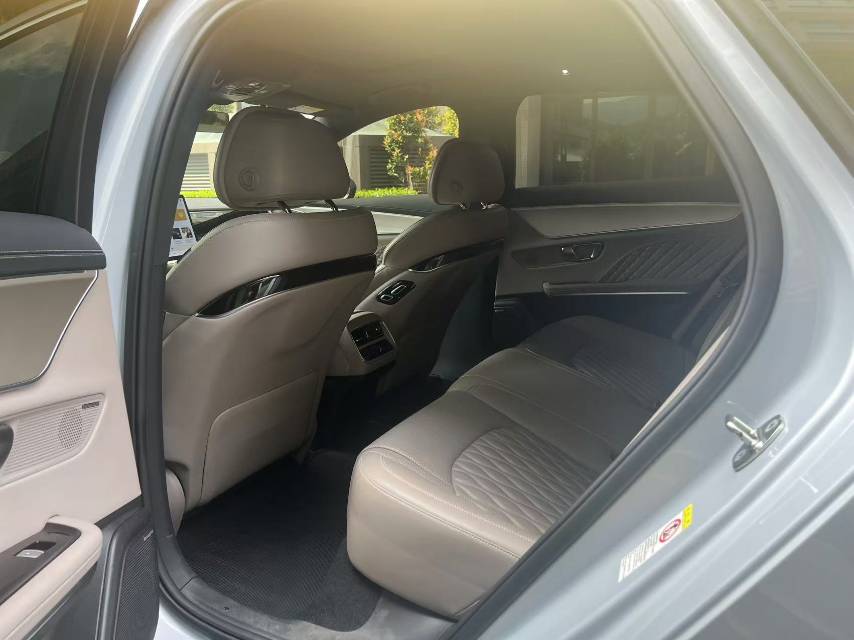 BYD Han 2025 car image #5