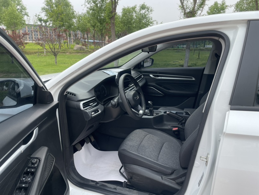 GEELY Emgrand 2023 #4 GEELY Emgrand 2023 car image #4