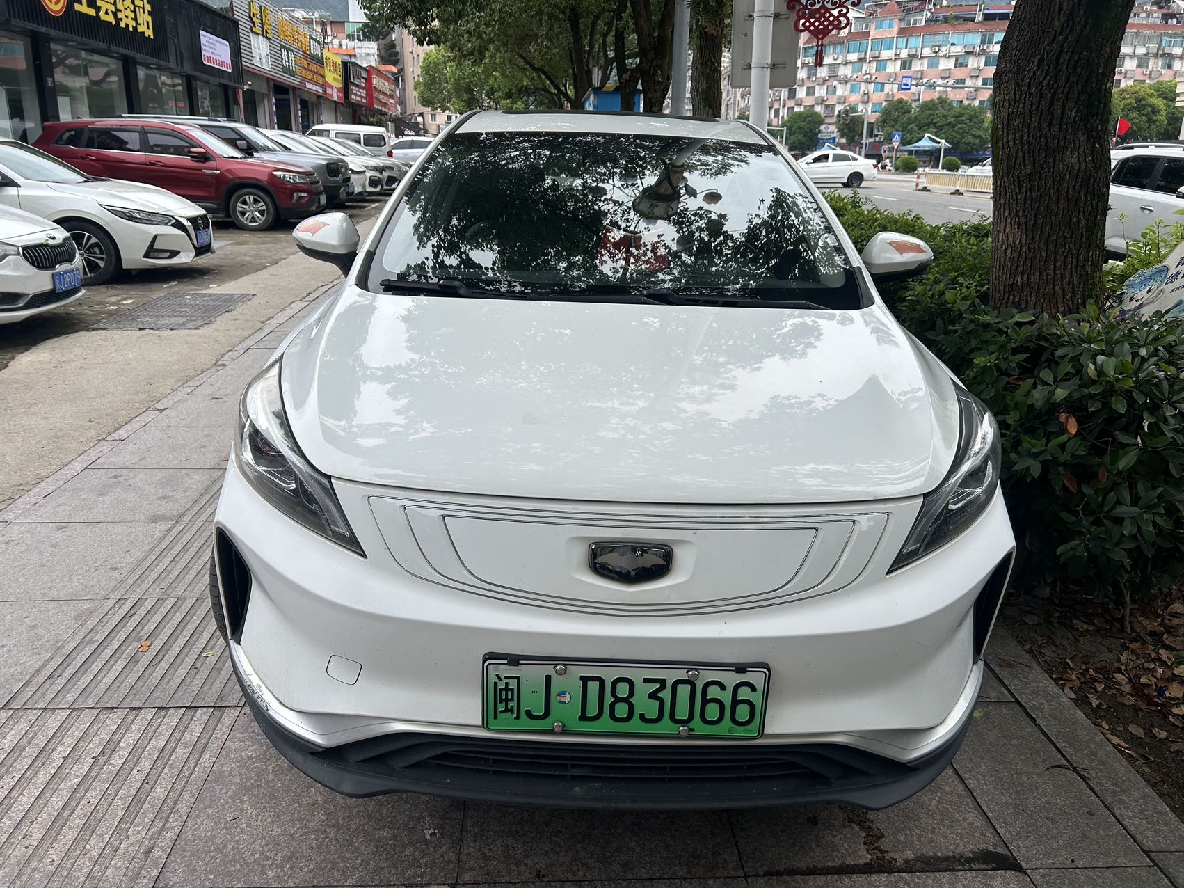 GEELY Emgrand GSe 2019 #2 GEELY Emgrand GSe 2019 car image #2