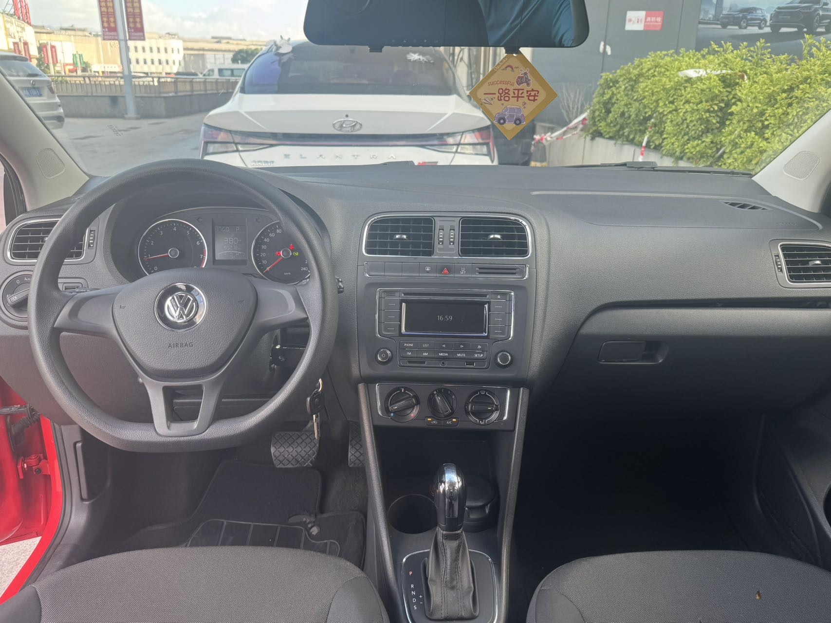 Volkswagen Polo 2014 #6 Volkswagen Polo 2014 car image #6