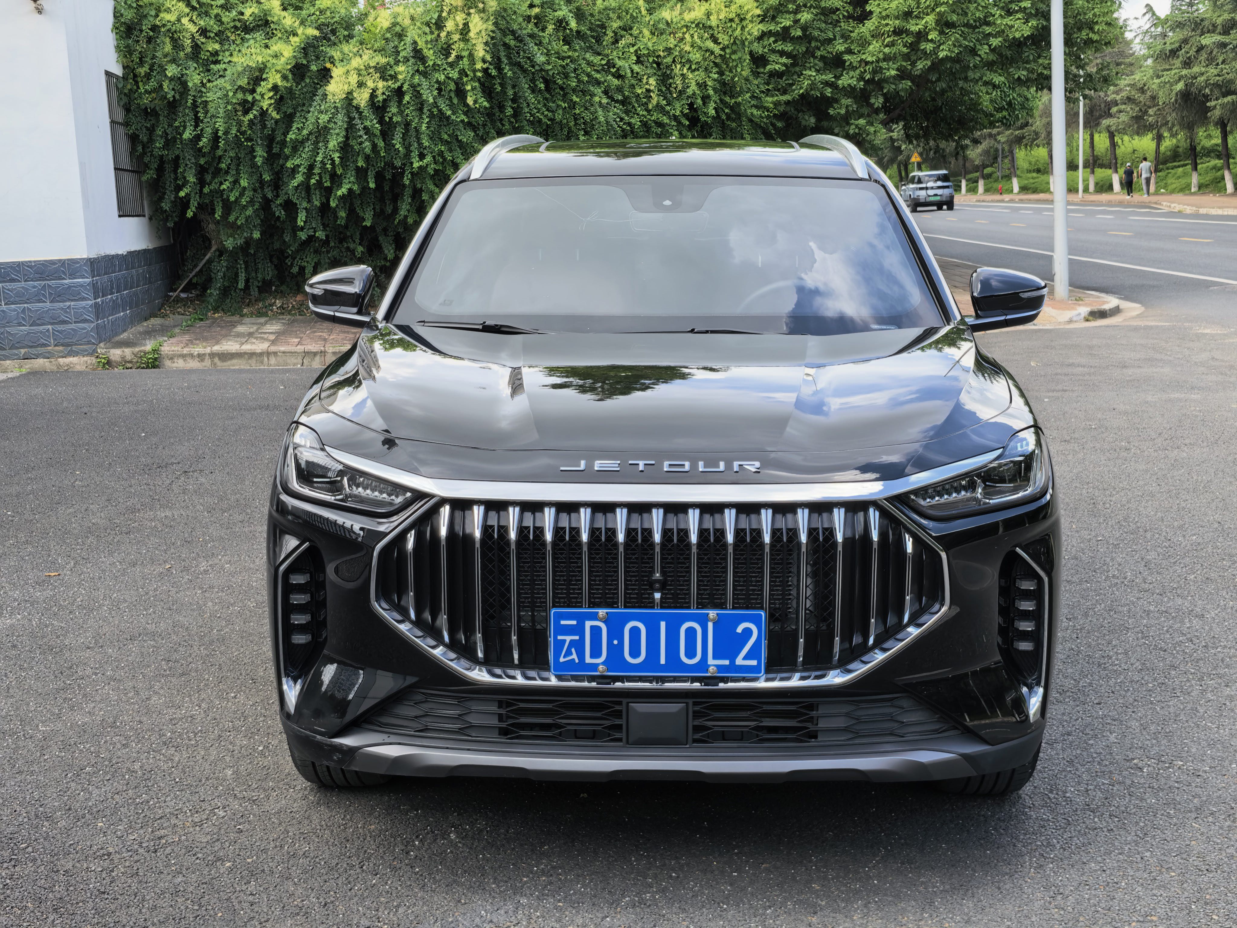 Jetour X70 PLUS 2025 #2 Jetour X70 PLUS 2025 car image #2