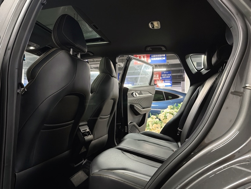 GEELY Coolray 2025 #6 GEELY Coolray 2025 car image #6