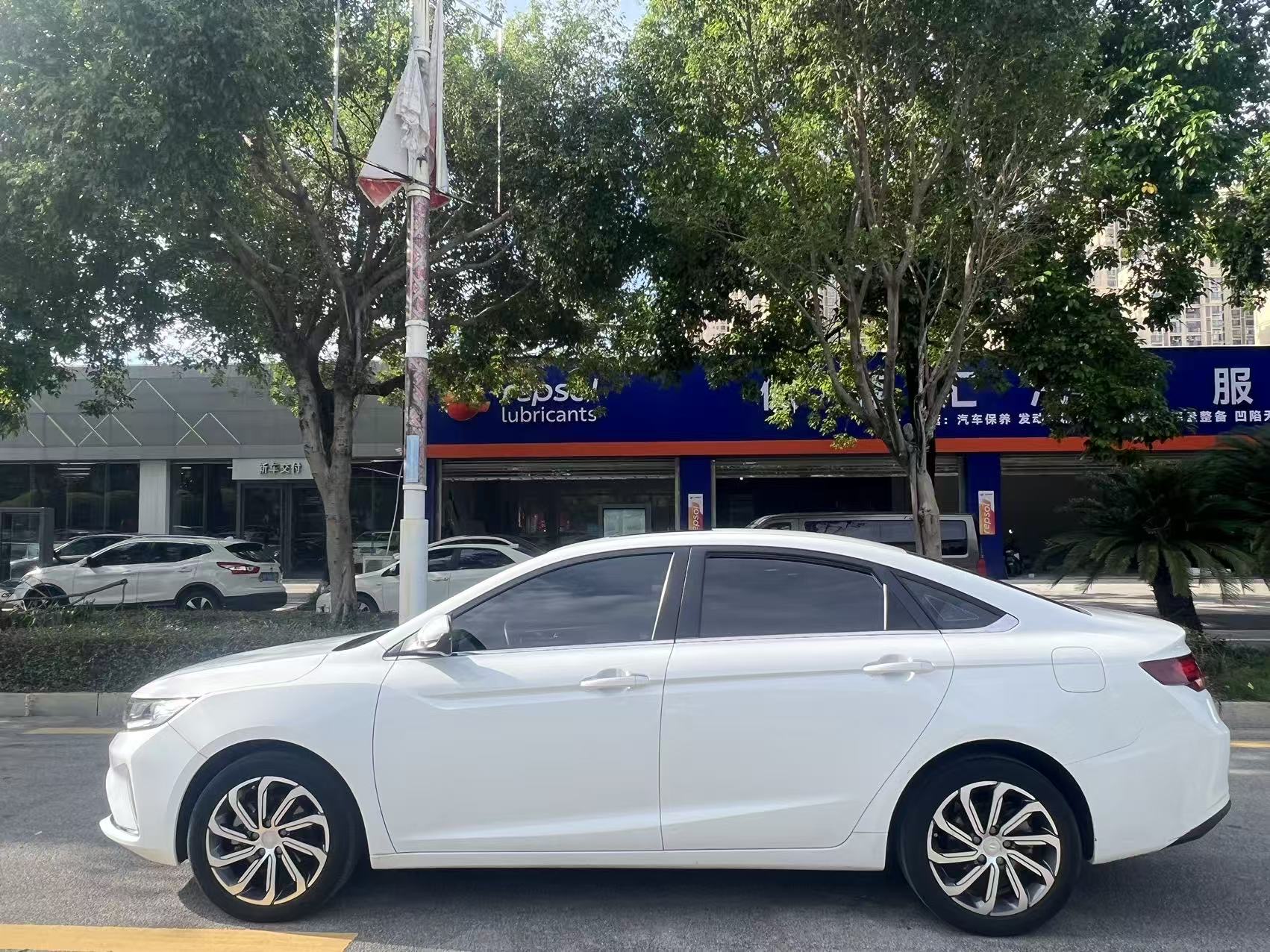 GEELY Emgrand GL 2021 car image #12