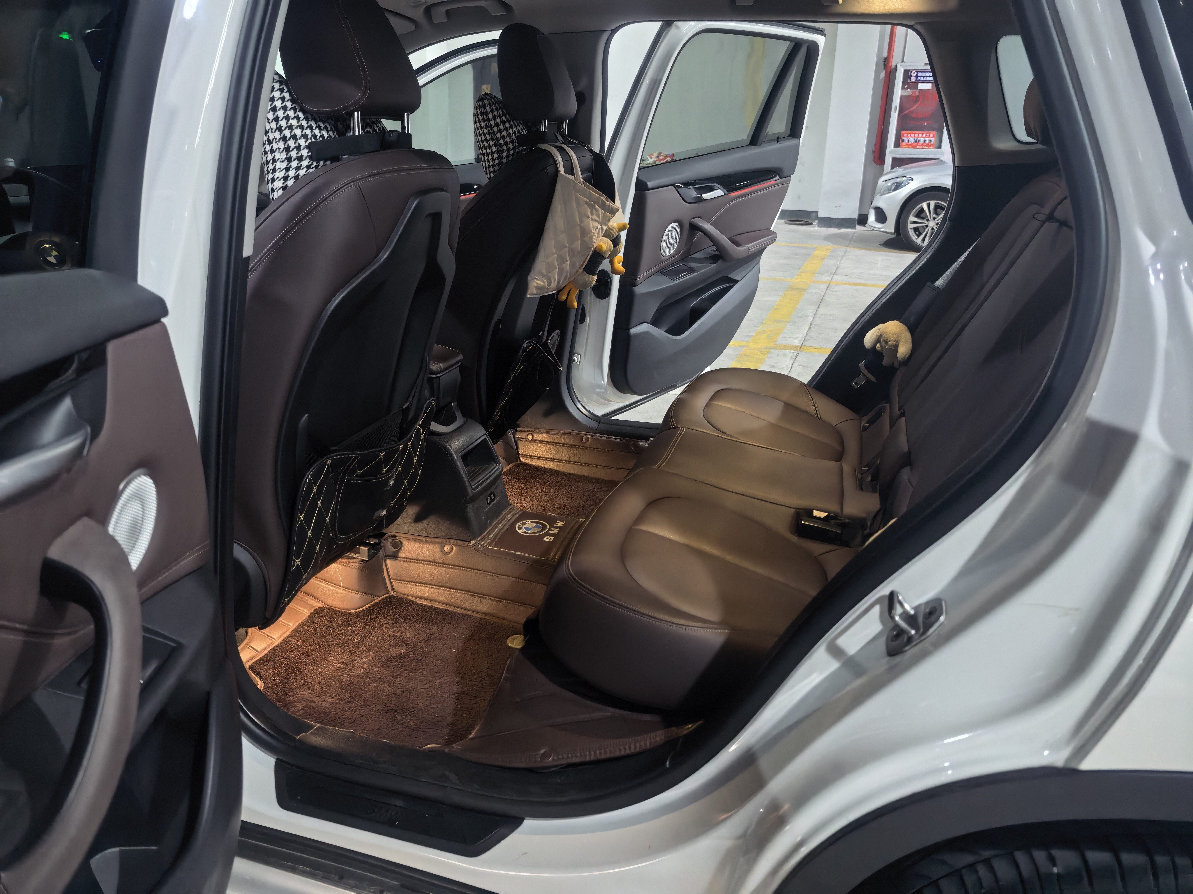 BMW X1 2022 car image #5