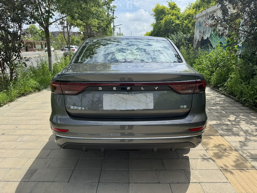 GEELY Emgrand 2021 car image #5