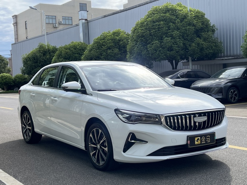 GEELY Emgrand 2025 car image #3