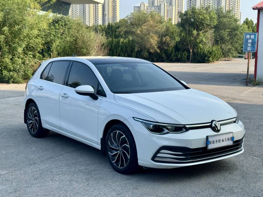 2023 immagine di auto #3
