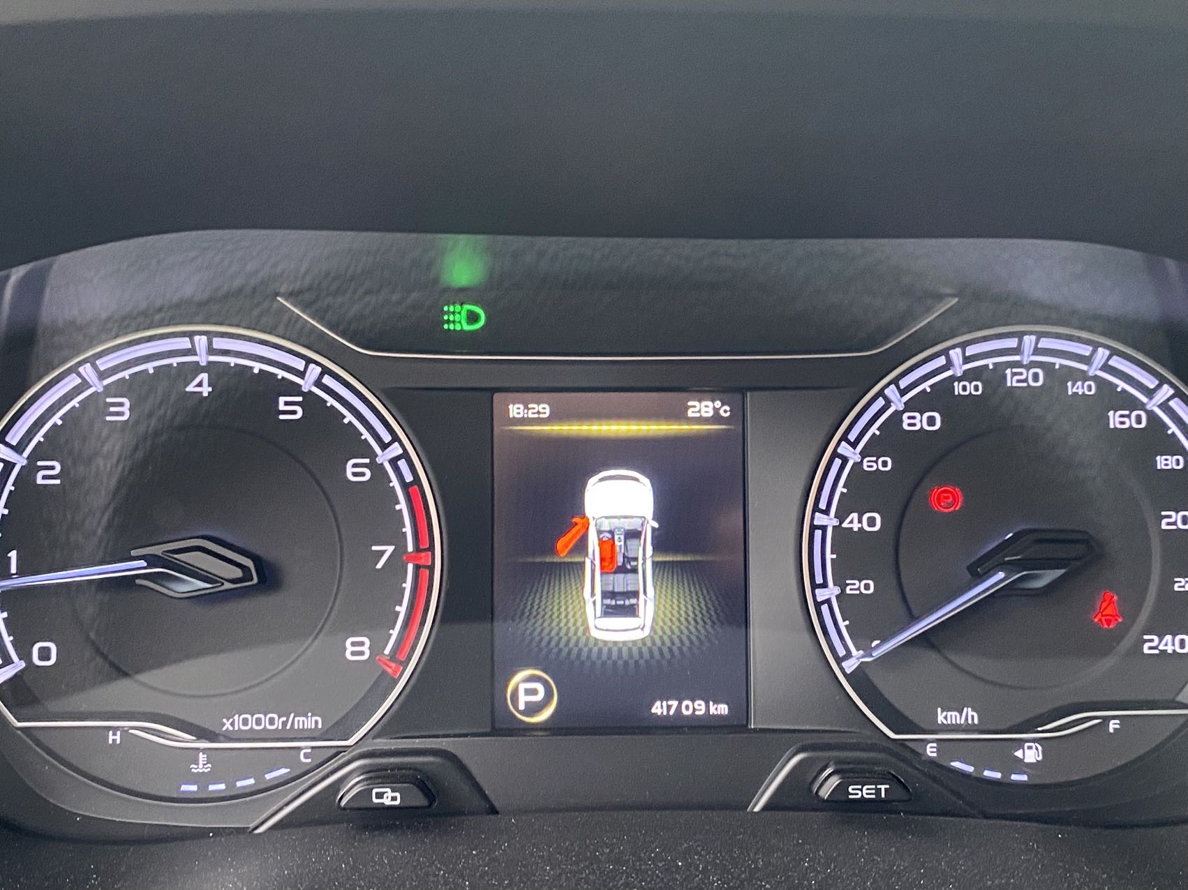 GEELY Vision X6 2022 car image #10