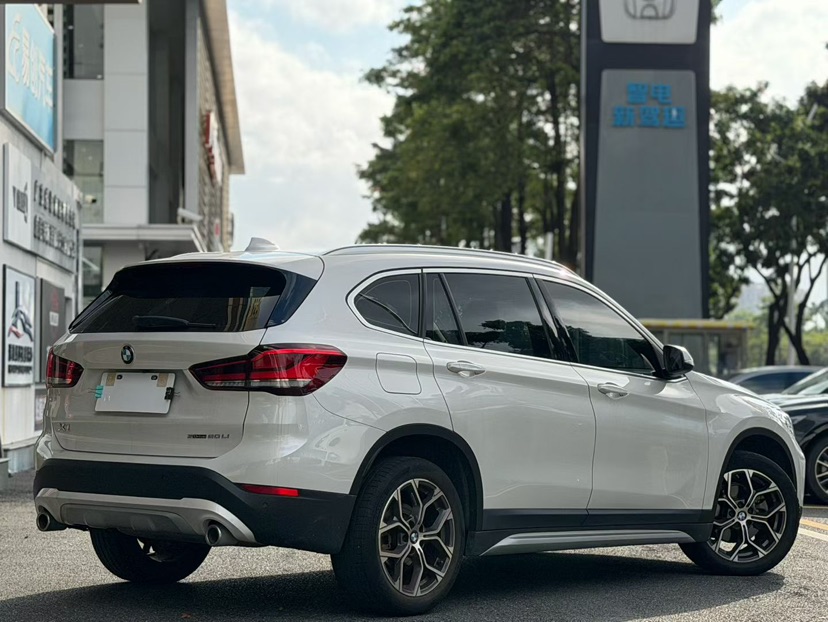 BMW X1 2022 car image #3