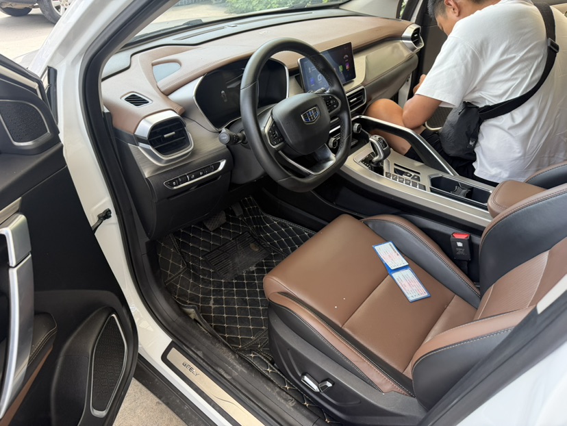 GEELY Coolray 2019 car image #3