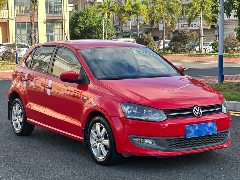 Volkswagen Polo 2014 #5 Volkswagen Polo 2014 car image #5