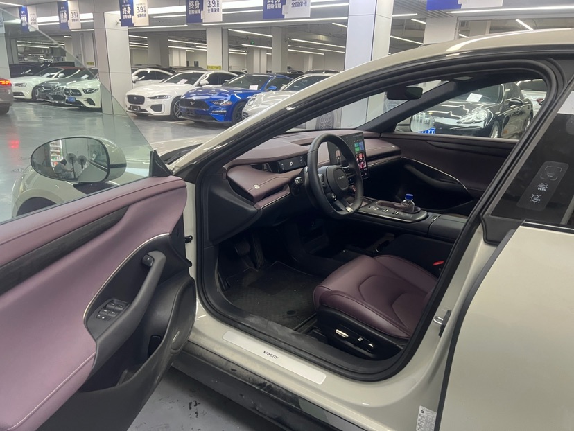 MI SU7 2025 car image #3