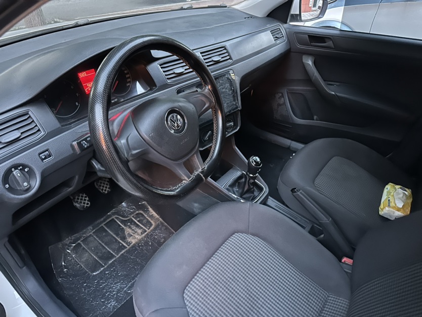 Volkswagen Santana 2017 car image #7