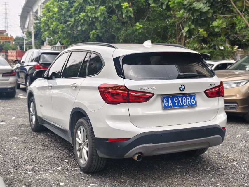 BMW X1 2018 #6 BMW X1 2018 car image #6