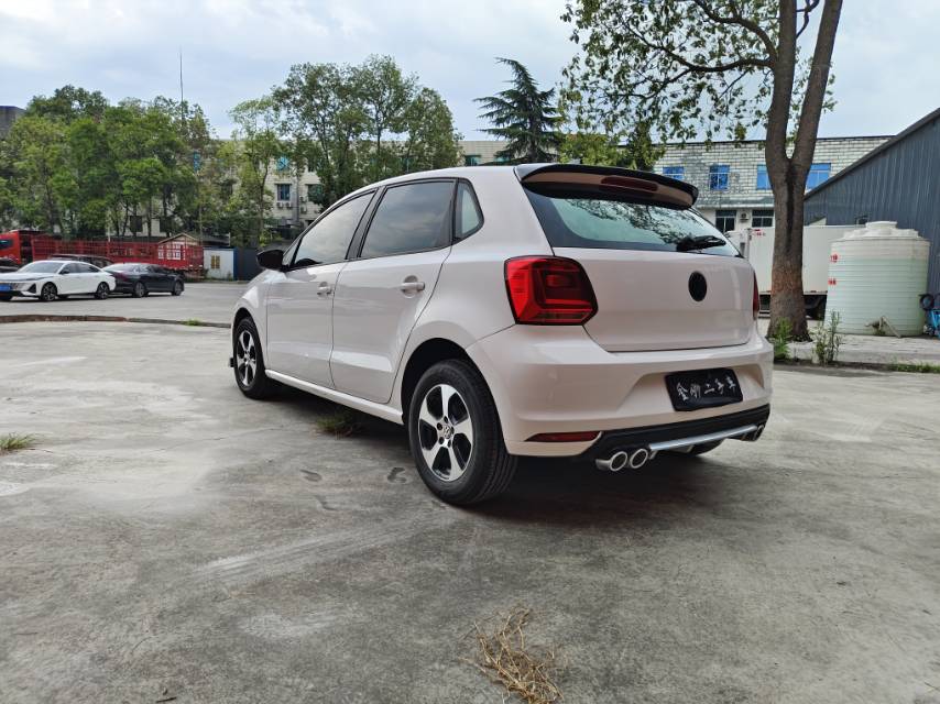 Volkswagen Polo 2015 #7 Volkswagen Polo 2015 car image #7