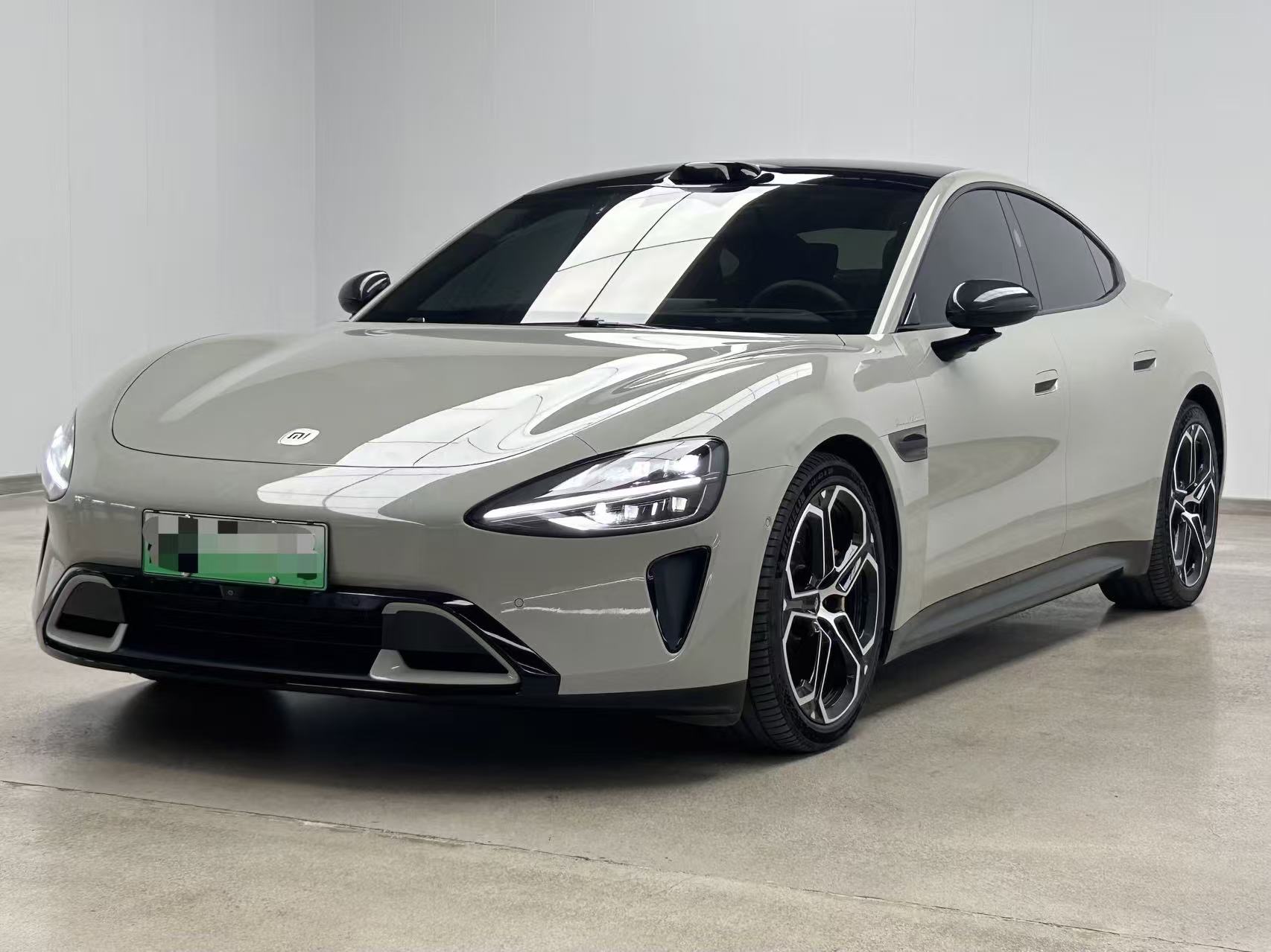 MI SU7 2024 car image 