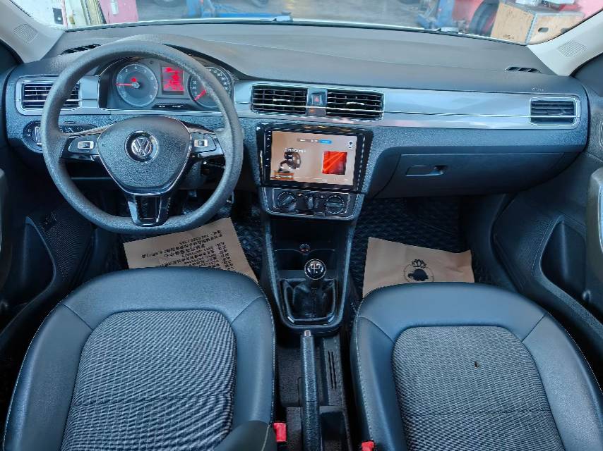 Volkswagen Santana 2017 car image #2