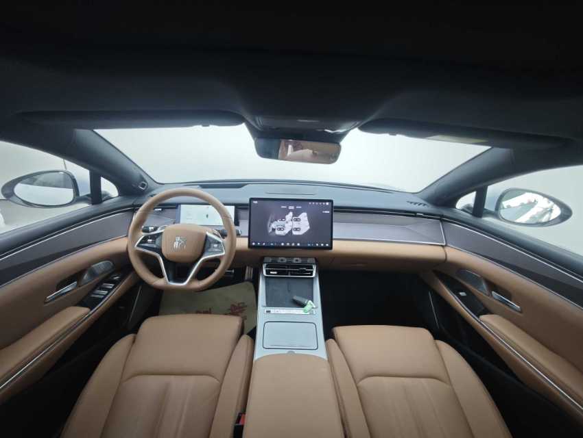 BYD HanL 2025 car image #5