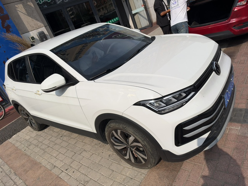 Volkswagen Tharu 2025 #6 Volkswagen Tharu 2025 car image #6