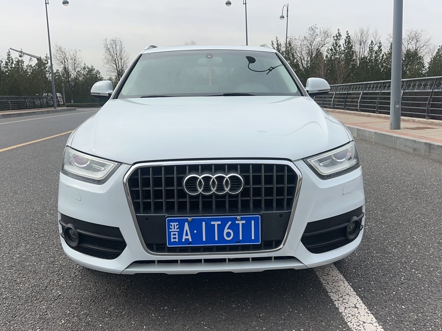 Audi Q3 2015 car image #4