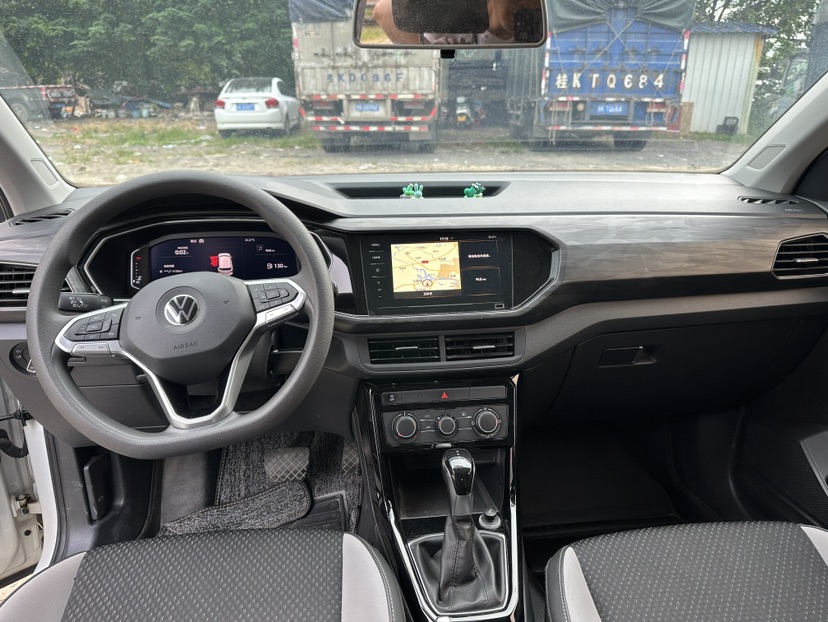 Volkswagen Tacqua 2020 car image #9