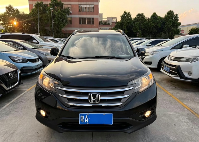 Honda CR-V 2013 #2 Honda CR-V 2013 car image #2