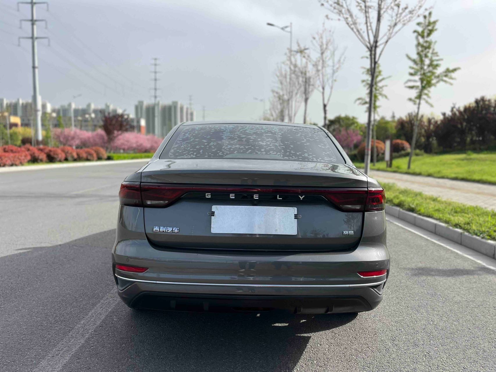 GEELY Emgrand 2023 #4 GEELY Emgrand 2023 car image #4