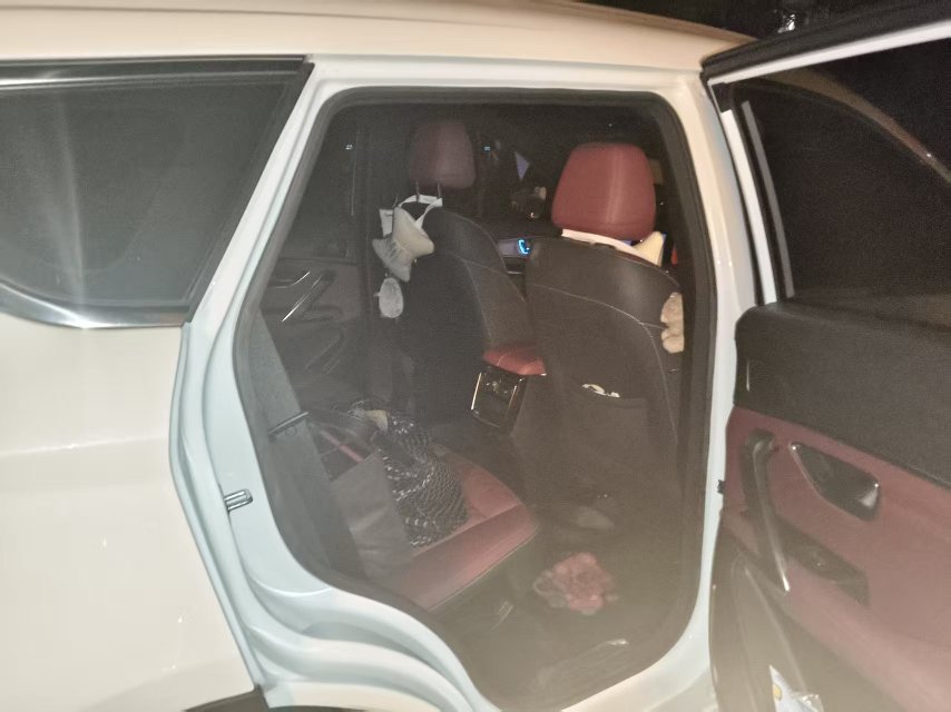 Jetour X70 PLUS 2024 car image #6