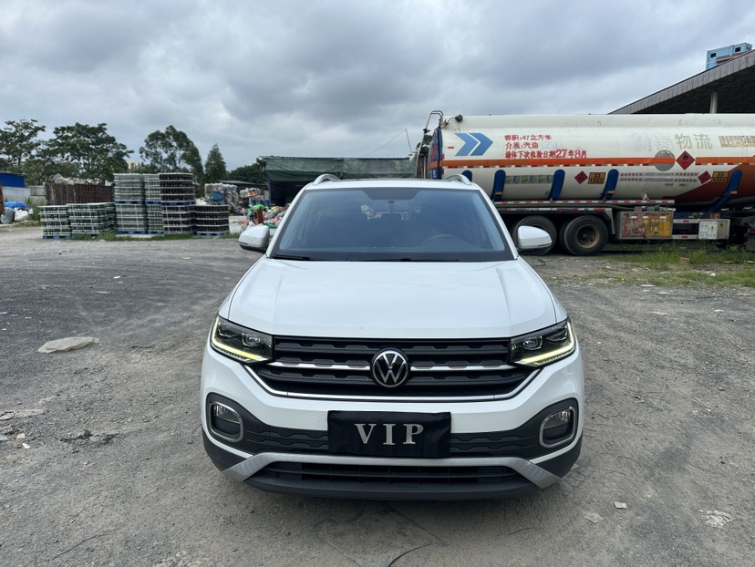 Volkswagen Tacqua 2020 car image #2