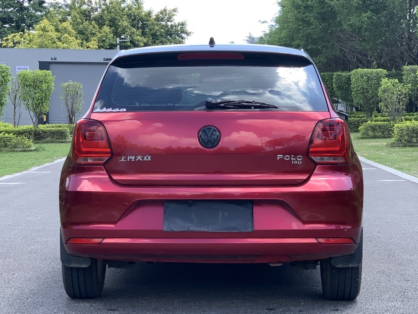 Volkswagen Polo 2017 car image #8