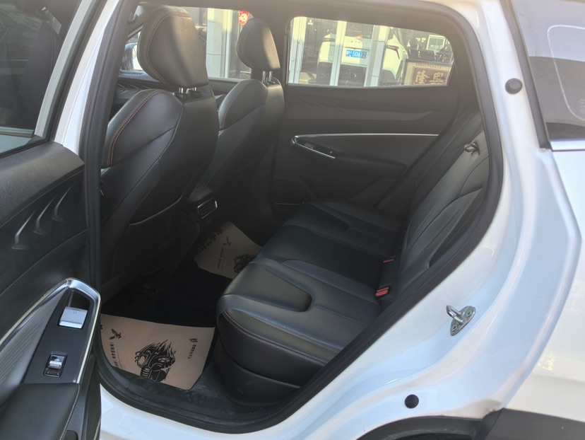 GEELY Boyue 2023 image de voiture #7