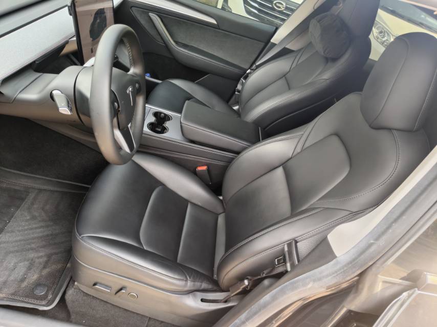 Tesla Model Y 2023 #8 Tesla Model Y 2023 car image #8