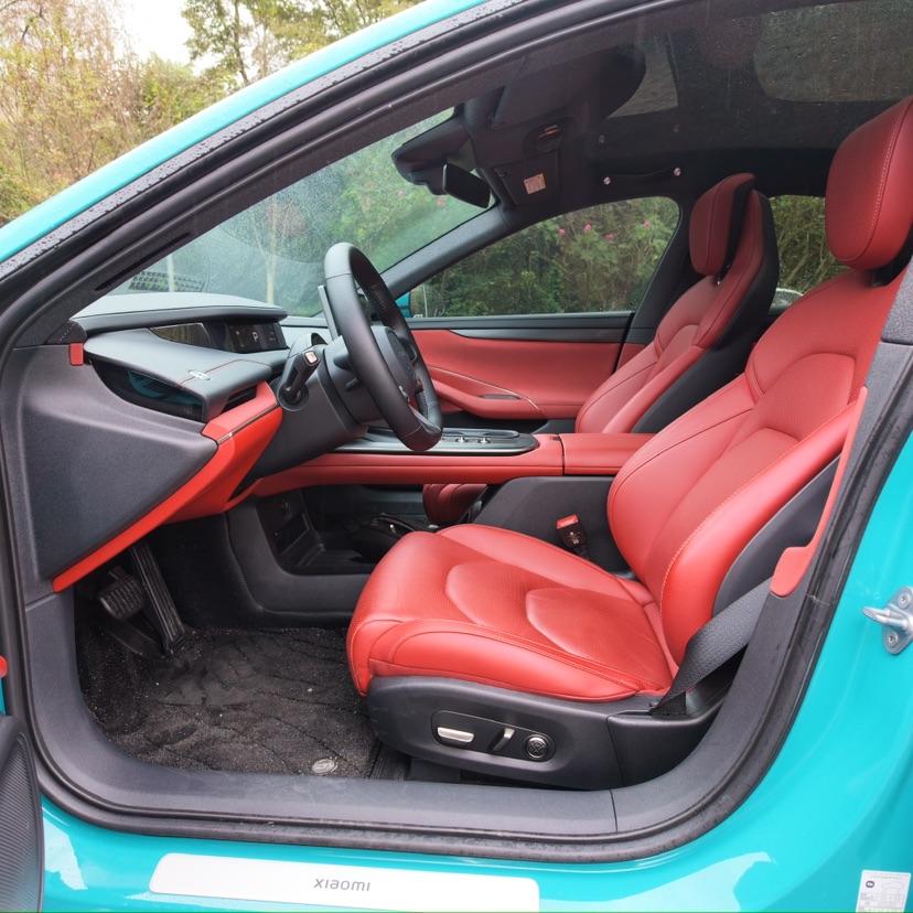 MI SU7 2025 immagine di auto #4
