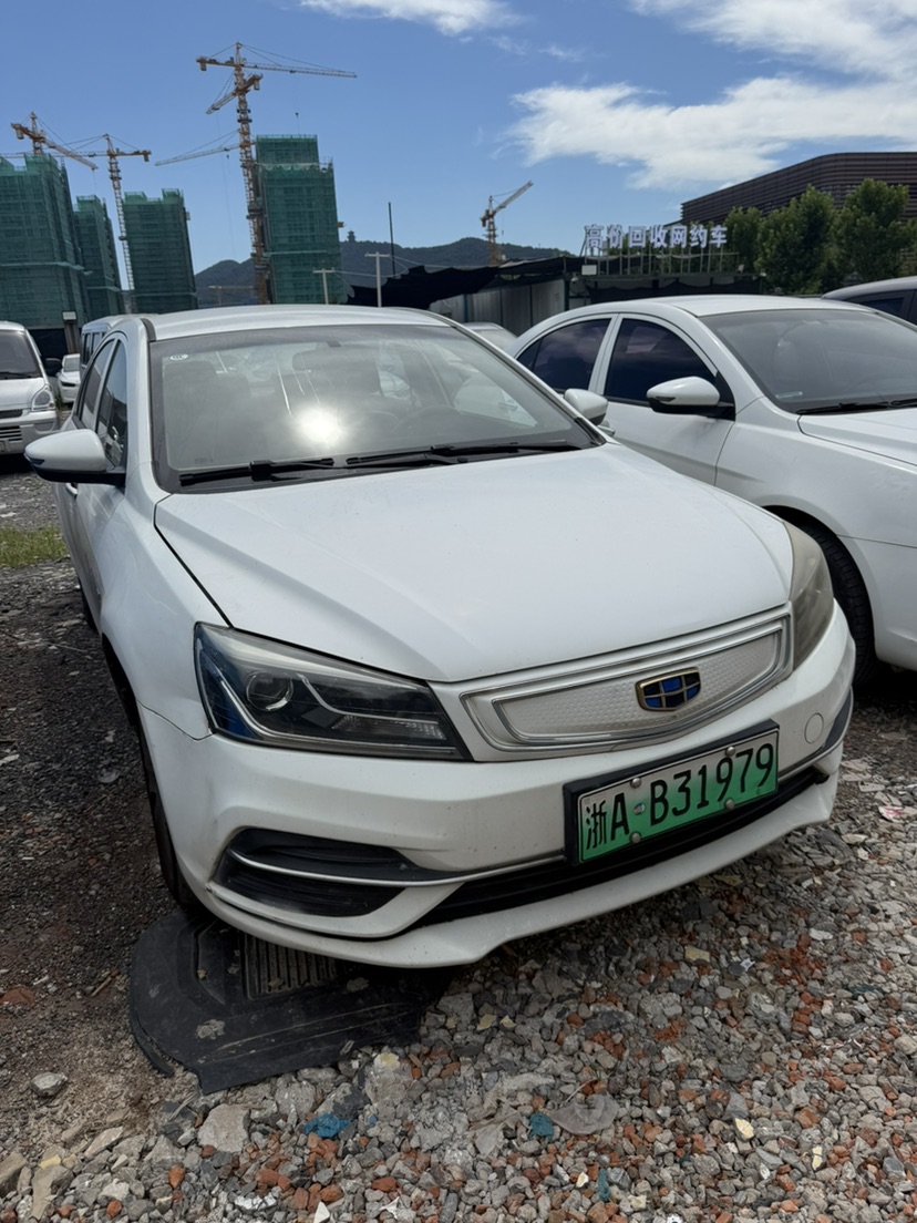 GEELY Emgrand New Energy 2018 #2 GEELY Emgrand New Energy 2018 car image #2