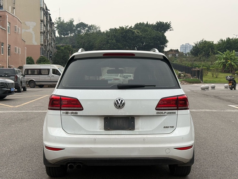 Volkswagen Golf Sportsvan 2016 car image #6