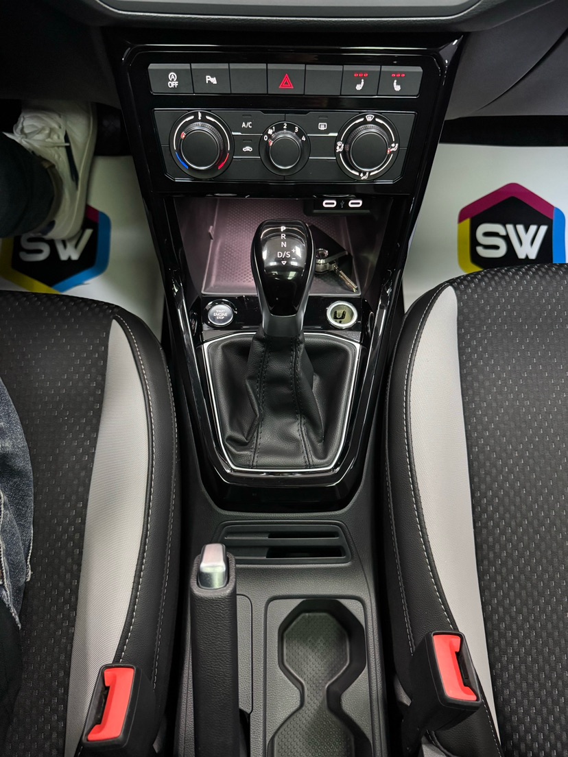 Volkswagen Tacqua 2023 car image #12