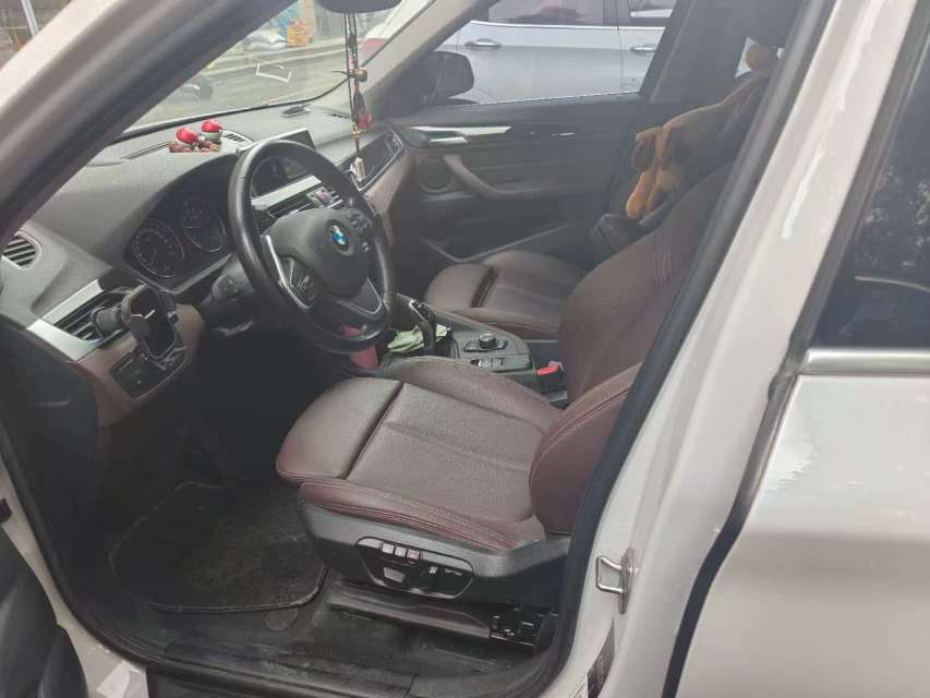 BMW X1 2020 car image #3